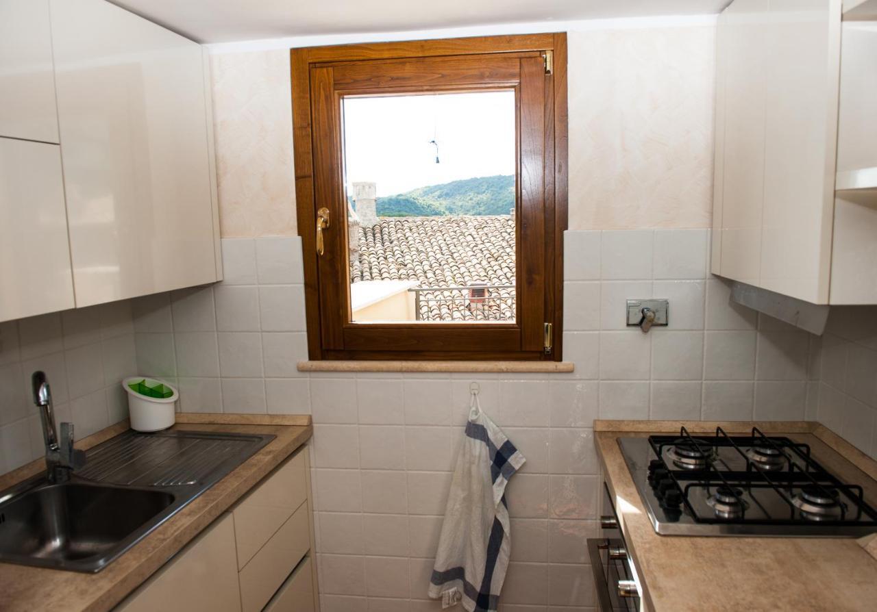 Casa Vacanza La Piazza Orvinio Bagian luar foto
